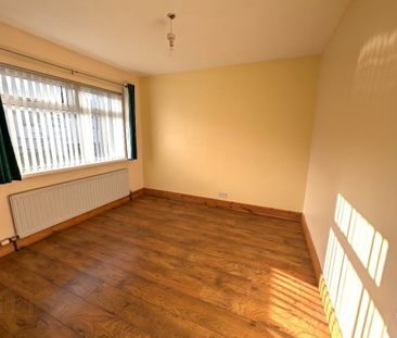 15 Knockview Drive, Tandragee, BT62 2BH - Photo 2