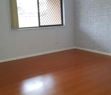 Private, Peaceful & Perfectly Located - Beautiful 2-Bedroom Unit - Photo 2