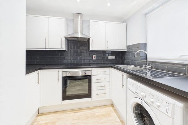 1 bedroom maisonette to rent - Photo 1