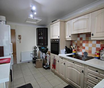 2 bedroom detached bungalow to rent - Photo 5