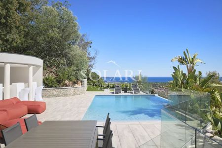 Location 10 personnes : villa moderne avec piscine et vue mer à Mandelieu - Photo 3