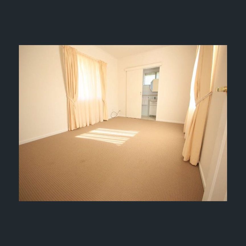 3 Bedroom Post War Home with Modern Touches - Photo 1