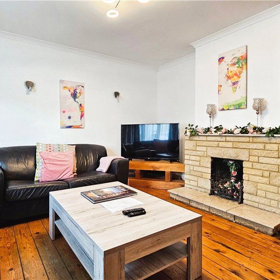 Marlborough Road, Ashford, Surrey, TW15 3QA - Photo 1