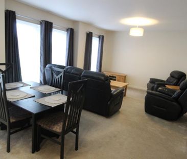 2 bedroom flat to rent - Photo 3