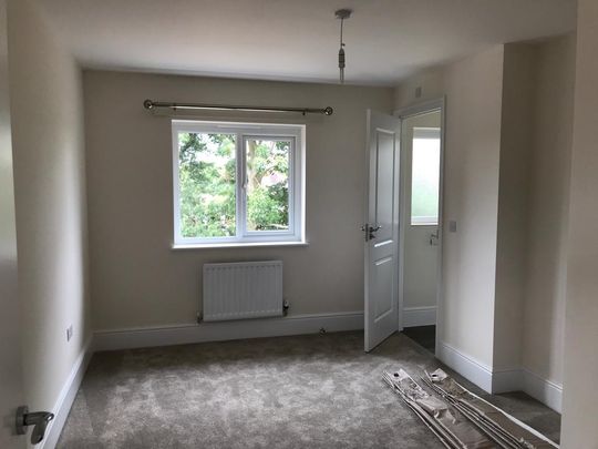 4 bedroom detached house to rent - Photo 1