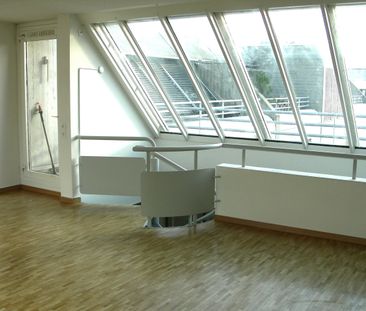 Fantastic gallery apartment with breathtaking views! - Photo 2