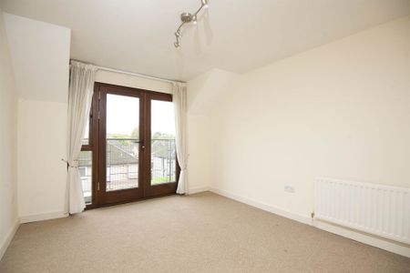 18 Castlehill Place, 607 Upper Newtownards Road, BELFAST, BT4 3LQ - Photo 4