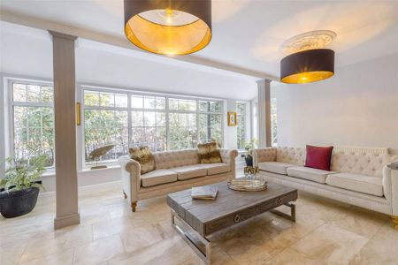 7 bedroom detached house to rent - Photo 2