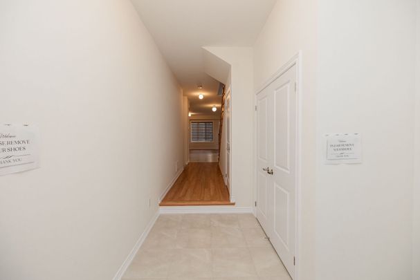 For Lease - 45 Tamworth Terrace, Barrie, Ontario - Photo 1
