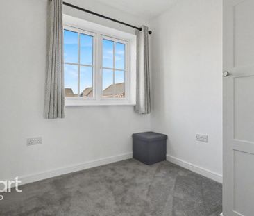 3 bedroom semi-detached house to rent - Photo 4