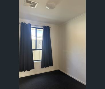 Family Home with Open-plan living - Photo 4