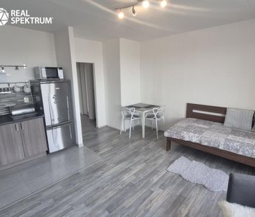 Pronájem bytu 1+kk 28 m2 - Fotografie 2