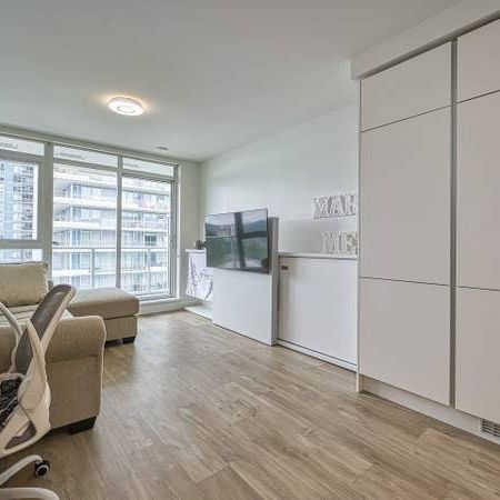 🏡 1 Bed and 1 Bath in Burquitlam / Move-in April 1, 2025 🏡 - Photo 1