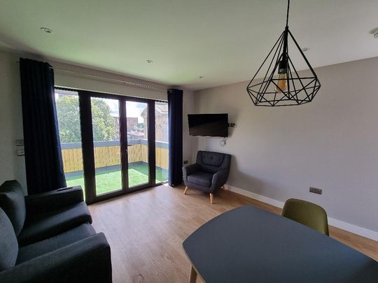 1 bedroom penthouse to rent - Photo 1