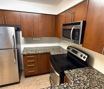 For Lease - 5 Michael Power Place Unit# 704, Toronto, Ontario - Photo 3
