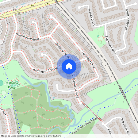 84 Harrington Crescent #Middle, Toronto, Bayview Woods-Steeles