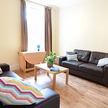 4 Bedroom Property - Photo 1