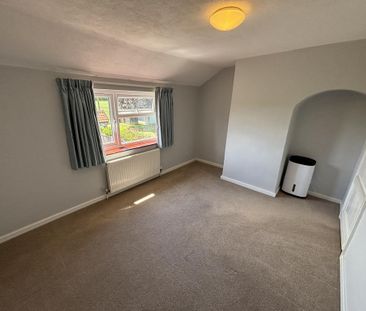 2 bedroom semi-detached house to rent - Photo 6