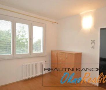 Pronájem bytu 2+1 na ul. Pod Hvězdárnou v Přerově - Photo 1