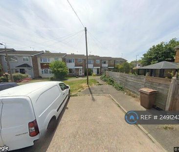 3 bedroom end of terrace house to rent - Photo 1