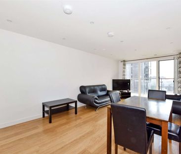 A modern two bedroom apartment with lift and underground parking fo... - Photo 2