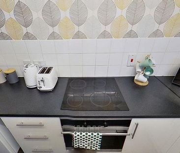4 bedroom townhouse to rent - Photo 1