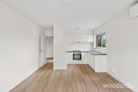 Thornbury Living! - Photo 2