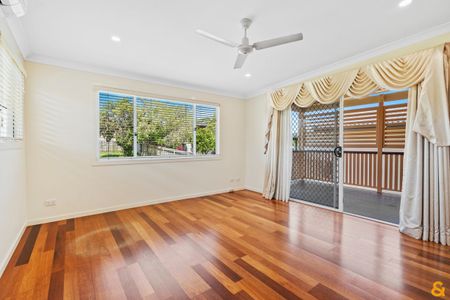 56 Killarney Avenue, Manly West, QLD 4179 - Photo 5