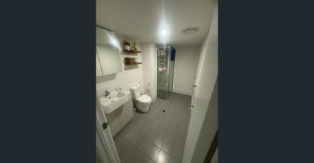 Open plan with exception entertaining area and convenient location! - Photo 5