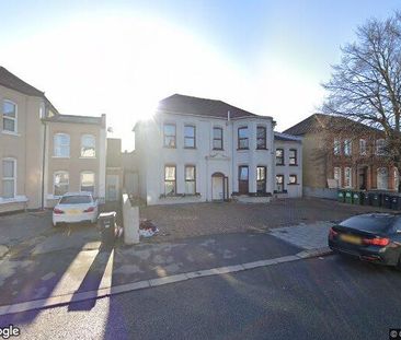 Room in a Shared House, Aldborough Road South, IG3 - Photo 1