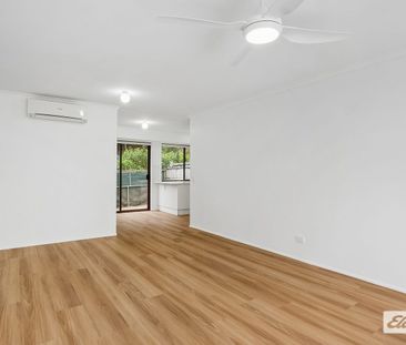 Recently renovated 2 Bedroom Duplex - Photo 2