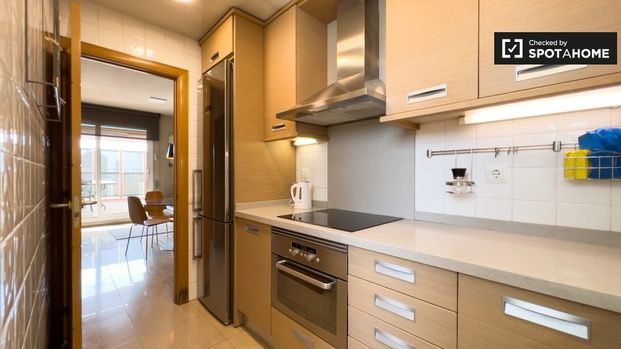 barcelona, Catalonia 08013 - Photo 1