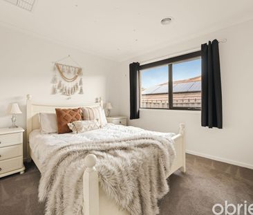 Imagine Spacious Family Living & Entertaining. Can You Picture It? - Photo 6