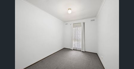 10/106 Burnbank St, Lake Wendouree, Vic 3350 - Photo 3