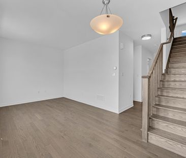 For Lease - 3034 Merrick Road, Oakville, Ontario - Photo 6