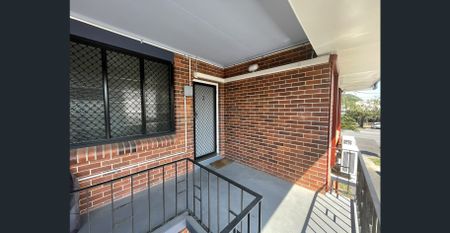 NEAT AND TIDY UNIT - Photo 5