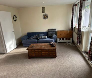 3 bedroom apartment to rent Suffolk Square, NR2 - Photo 1