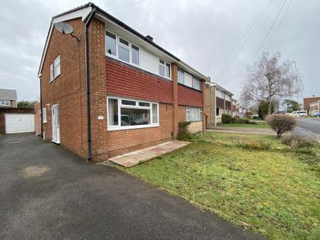 3 bedroom semi-detached house to rent - Photo 5