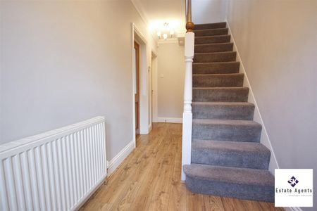 3 Bedroom House - Semi-Detached To Let - Photo 3