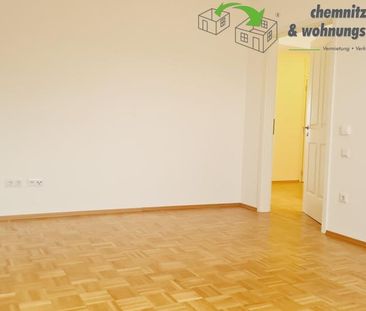 Lichtdurchflutete 4-Raum-Dachgeschosswohnung mit 3 Bädern, Fußboden... - Foto 1