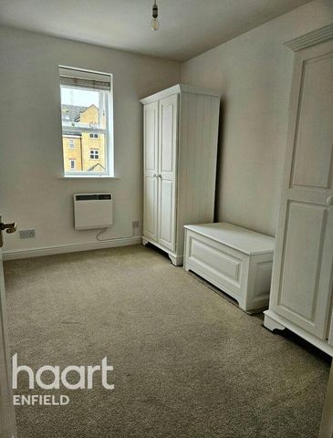 2 bedroom flat to rent - Photo 4