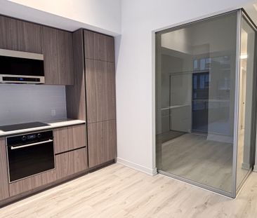 For Lease - 110 Broadway Avenue Unit# 408, Toronto, Ontario - Photo 1