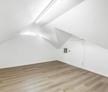 Fully Furnished Executive Rental - Photo 1