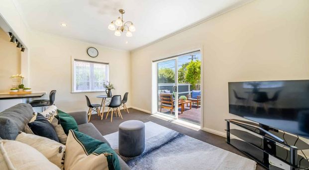 Central Hutt Living - Photo 1