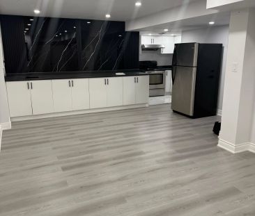 28 Donna Drive - Photo 3