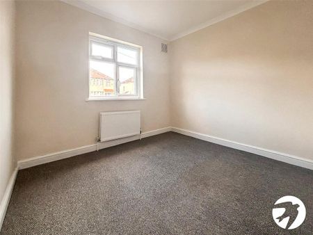 2 bedroom maisonette to rent - Photo 2