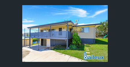 Stunning Family Home Eimeo - Photo 4