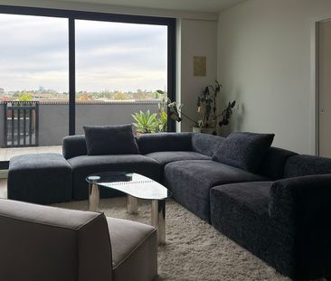 Caulfield South - Photo 3