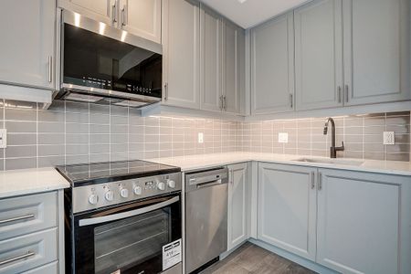 For Lease - 2333 Khalsa Gate Unit# 709, Oakville, Ontario - Photo 2