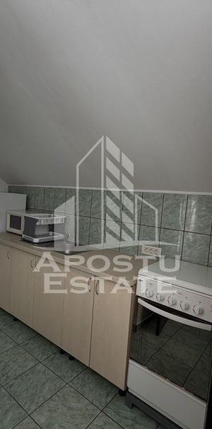 Apartament 1 camera , Cu Grădină ,Centrala proprie , Ch... - Photo 1